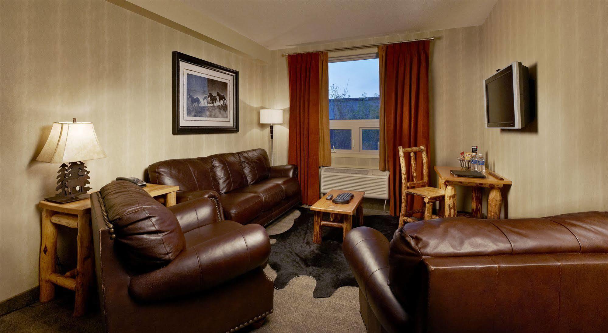 Deerfoot Inn And Casino YYC Exterior foto